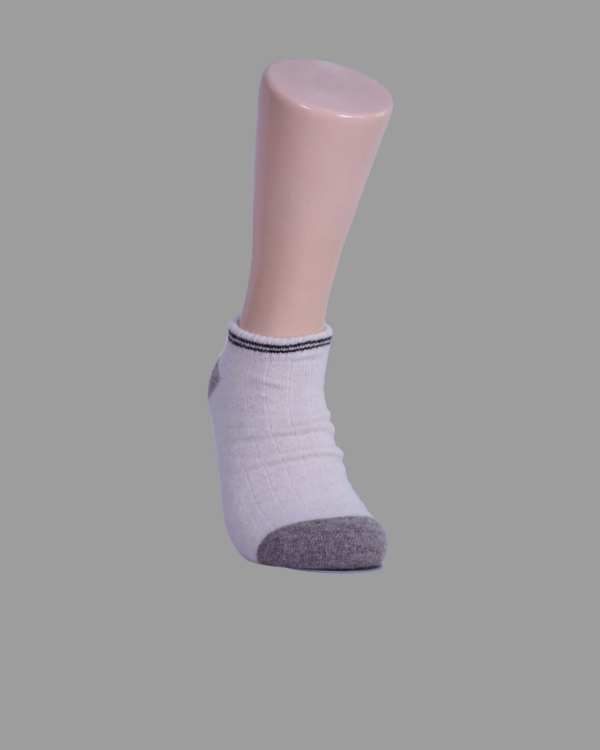 AVNM005
