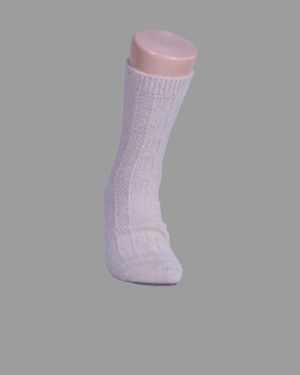 AVNM012